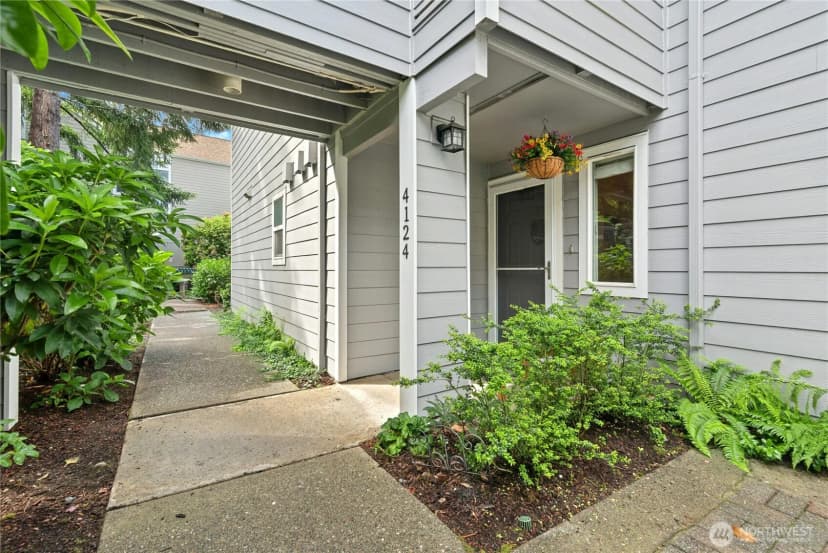 Property photo for 4124 Providence Point Drive Se #1014, Issaquah photo 3