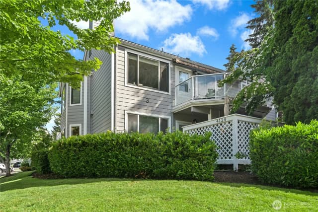 Property photo for 4124 Providence Point Drive Se #1014, Issaquah photo 2