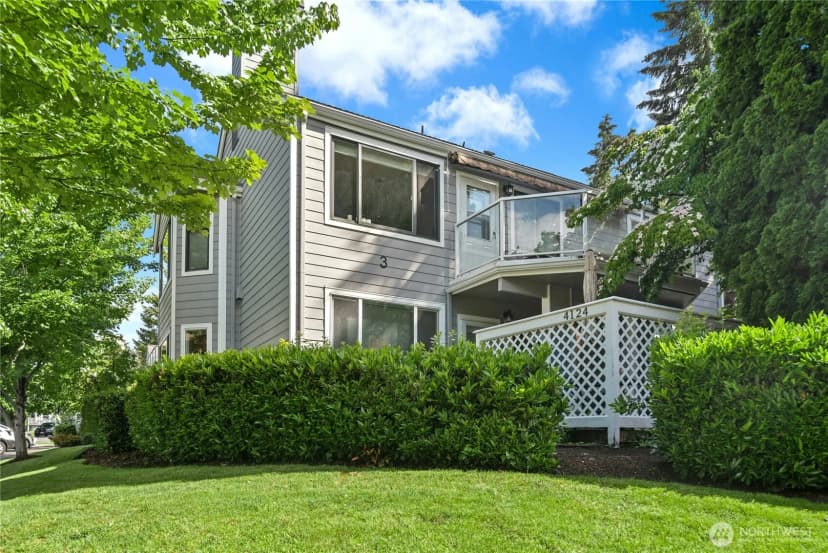 Property photo for 4124 Providence Point Drive Se #1014, Issaquah photo 2