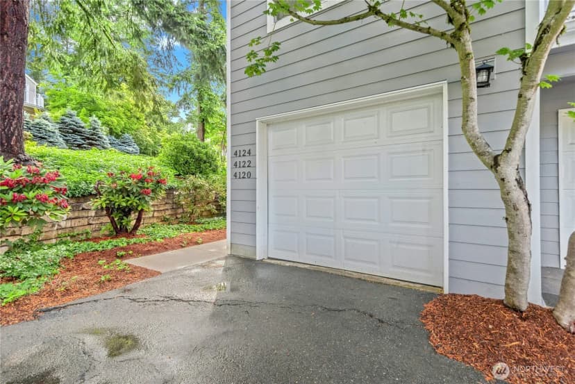 Property photo for 4124 Providence Point Drive Se #1014, Issaquah photo 23