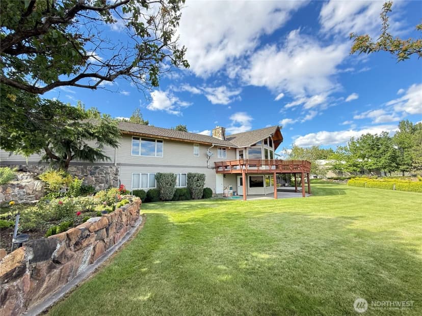 Property photo for 24 Valley View Drive, Omak photo 2