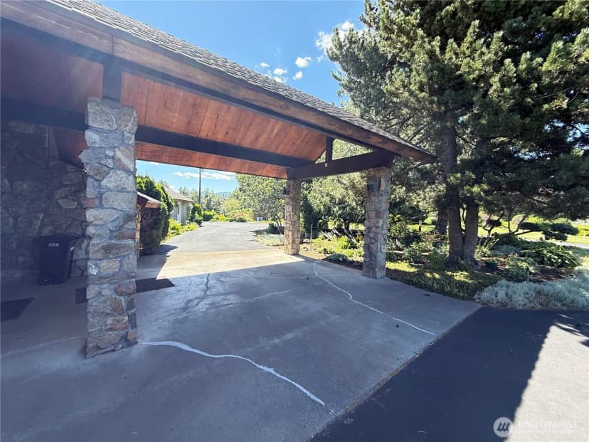 Property photo for 24 Valley View Drive, Omak photo 40