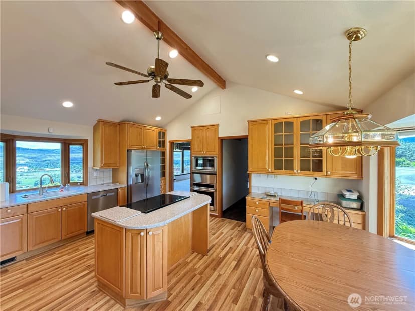 Property photo for 24 Valley View Drive, Omak photo 11