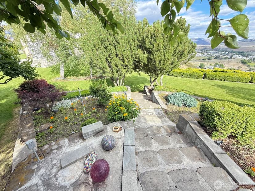 Property photo for 24 Valley View Drive, Omak photo 9