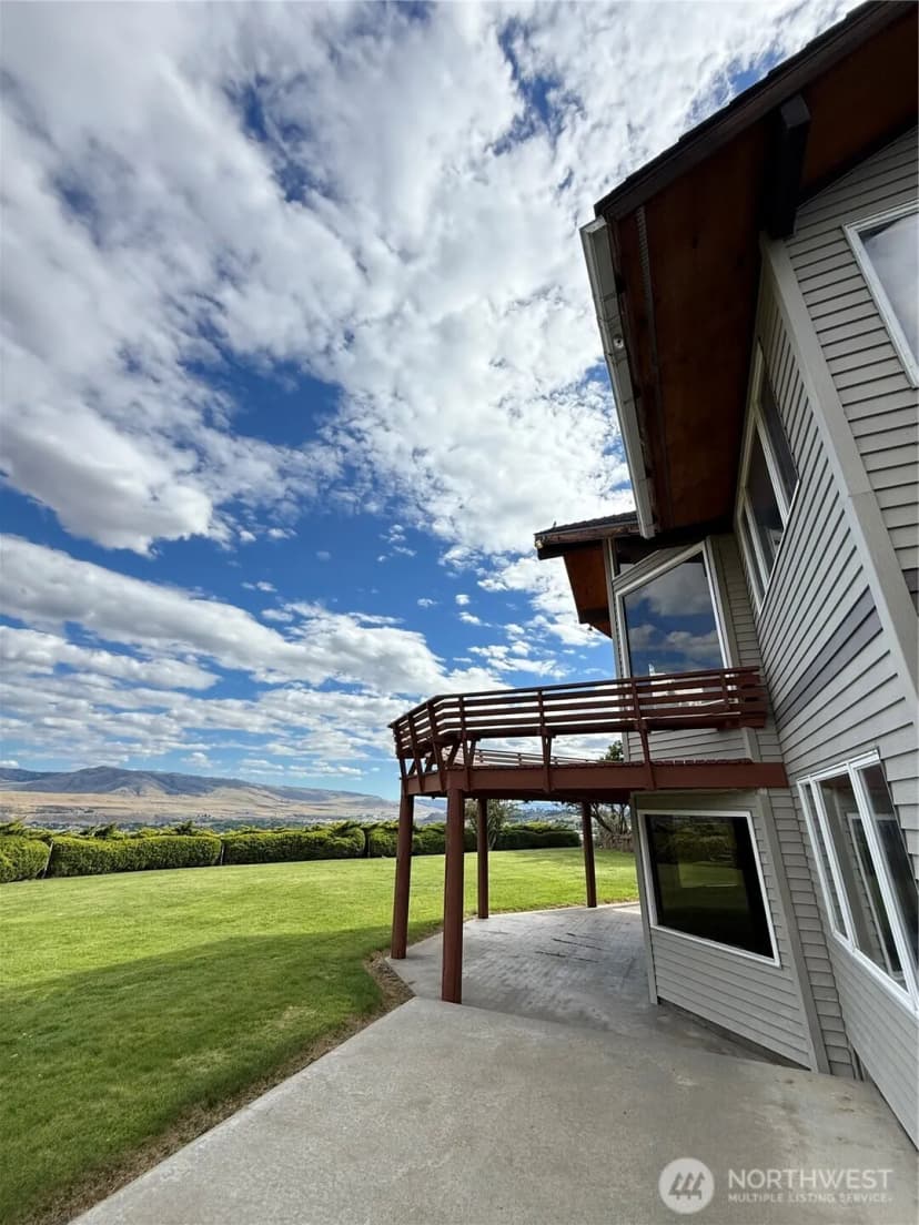 Property photo for 24 Valley View Drive, Omak photo 10
