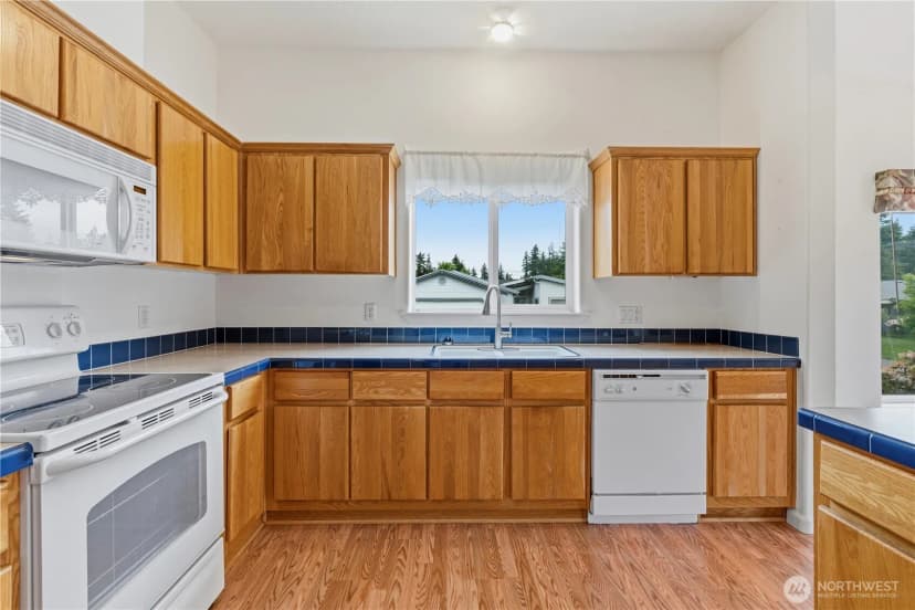 Property photo for 17613 18th Avenue Ct E #94, Spanaway photo 8
