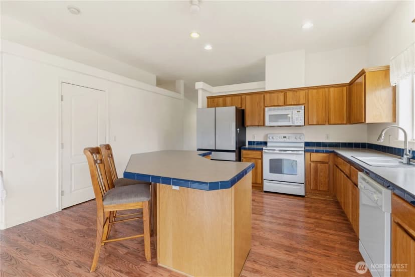 Property photo for 17613 18th Avenue Ct E #94, Spanaway photo 11