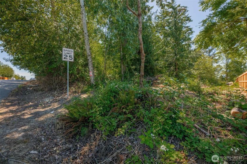 Property photo for 57 Xx 79th Avenue Ne, Marysville photo 19