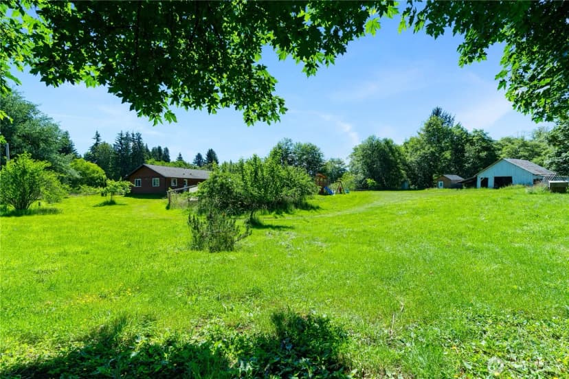 Property photo for 1904 North River Rd, Cosmopolis photo 21