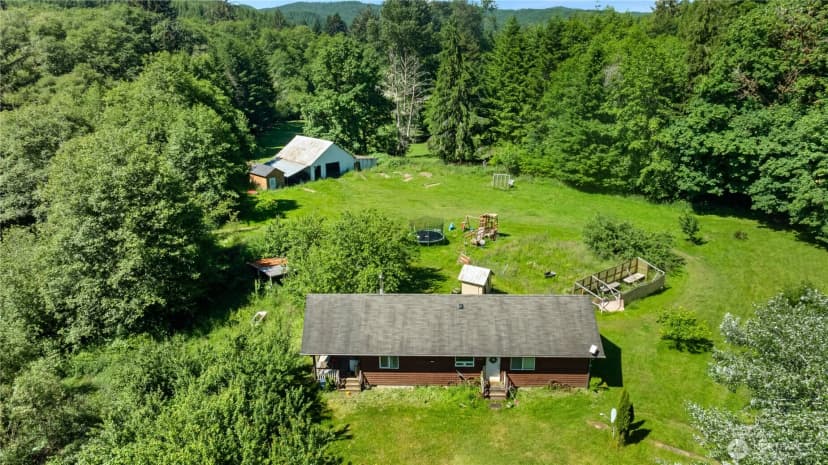 Property photo for 1904 North River Rd, Cosmopolis photo 26