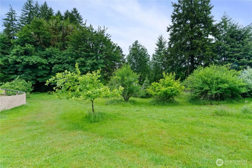 Property photo for 1904 North River Rd, Cosmopolis photo 18