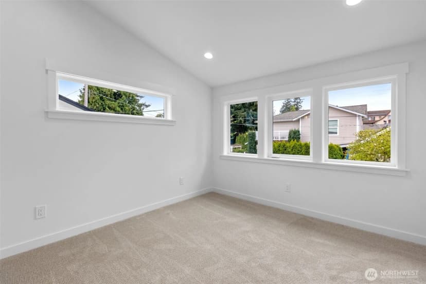 Property photo for 11052 2nd Avenue Nw, Seattle photo 15