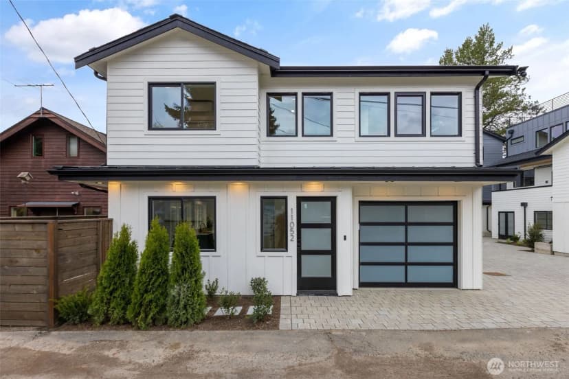 Property photo for 11052 2nd Avenue Nw, Seattle photo 2
