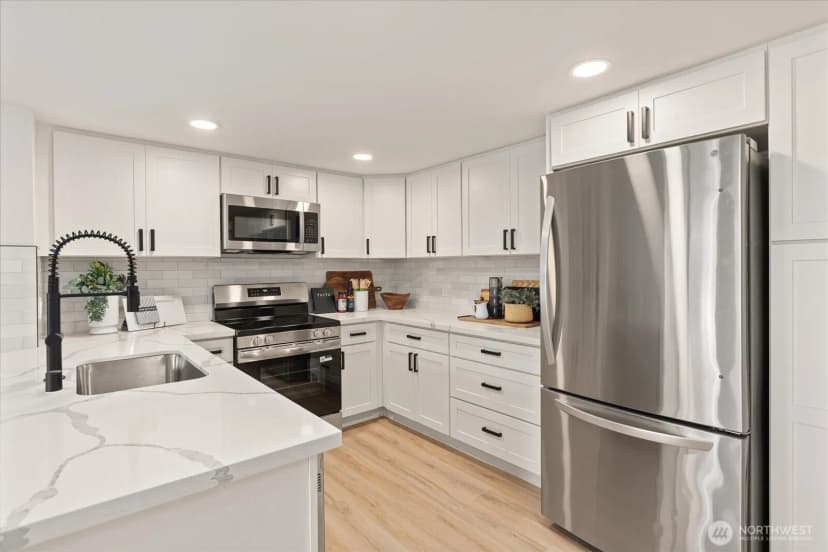 Property photo for 1035 156th Avenue Ne #33t, Bellevue