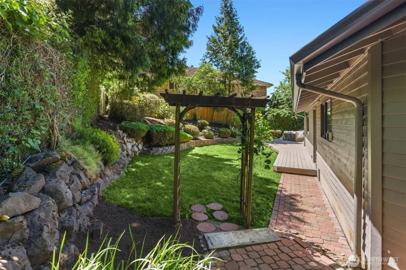 Property photo for 6206 114th Avenue Ne, Kirkland photo 32