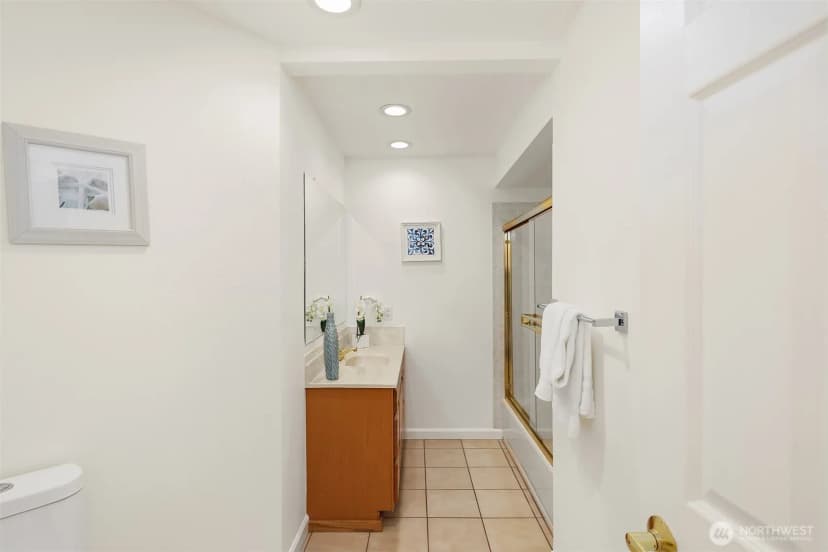 Property photo for 6206 114th Avenue Ne, Kirkland photo 30