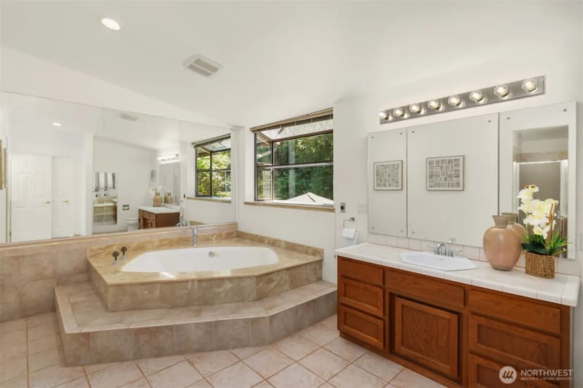 Property photo for 6206 114th Avenue Ne, Kirkland photo 22