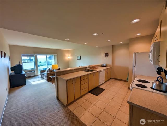 Property photo for 1335 Ocean Shores Boulevard Sw #s13, Ocean Shores