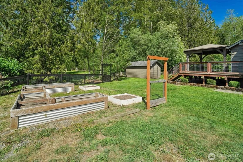 Property photo for 21199 Grip Road, Sedro Woolley photo 25