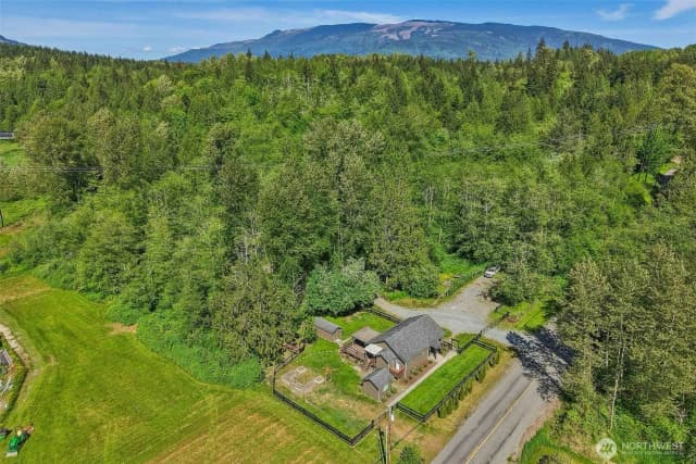 Property photo for 21199 Grip Road, Sedro Woolley