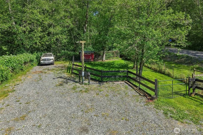 Property photo for 21199 Grip Road, Sedro Woolley photo 27