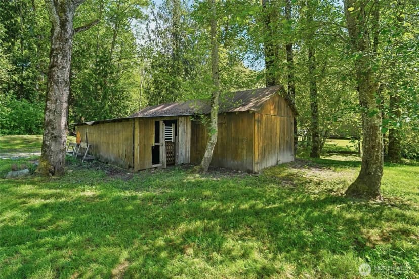 Property photo for 21199 Grip Road, Sedro Woolley photo 32