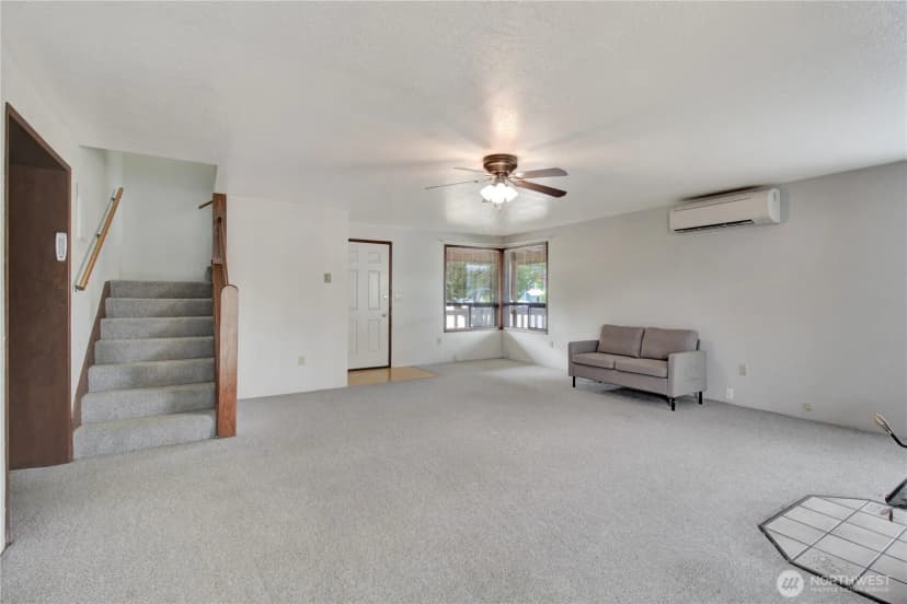 Property photo for 930 Commercial Avenue, Darrington photo 13