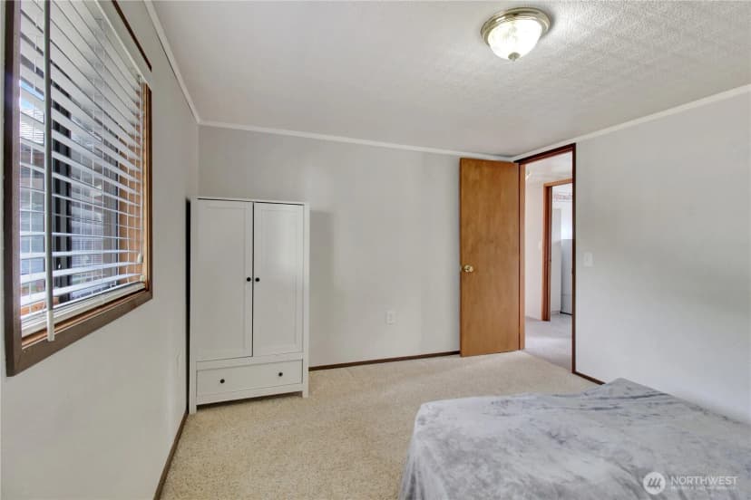 Property photo for 930 Commercial Avenue, Darrington photo 10