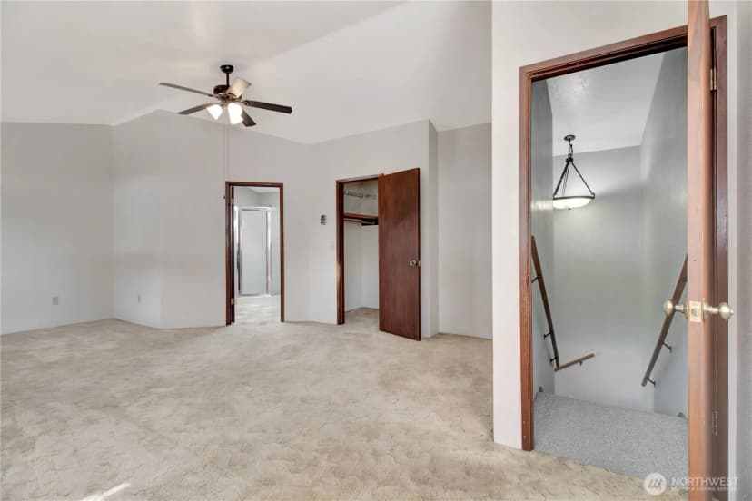 Property photo for 930 Commercial Avenue, Darrington photo 25