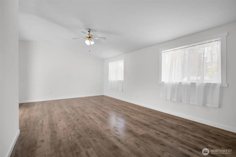 Property photo for 21022 117th Street E, Bonney Lake photo 2