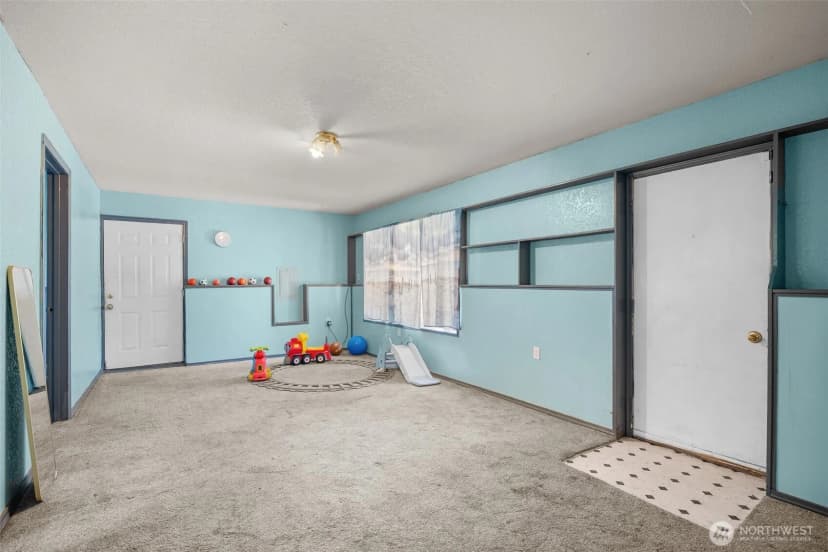 Property photo for 21022 117th Street E, Bonney Lake photo 18