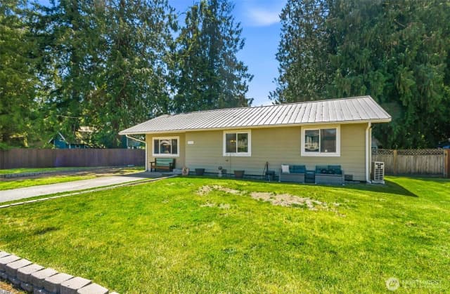Property photo for 5730 146th Street Ne, Marysville photo 2