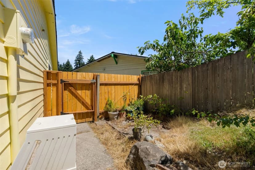 Property photo for 30621 8th Place S, Federal Way photo 25