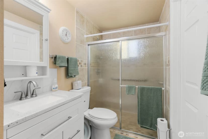 Property photo for 30621 8th Place S, Federal Way photo 11