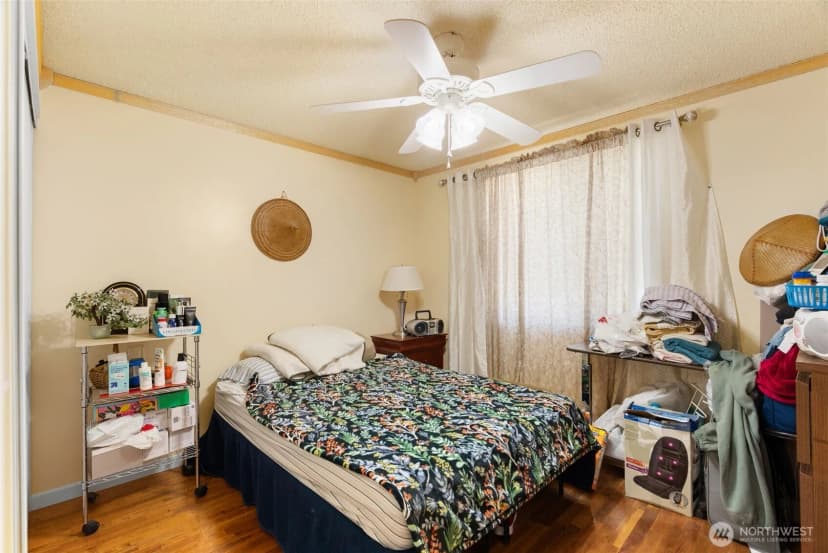 Property photo for 30621 8th Place S, Federal Way photo 8