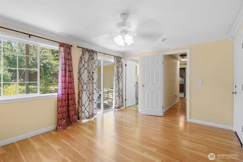 Property photo for 30621 8th Place S, Federal Way photo 20