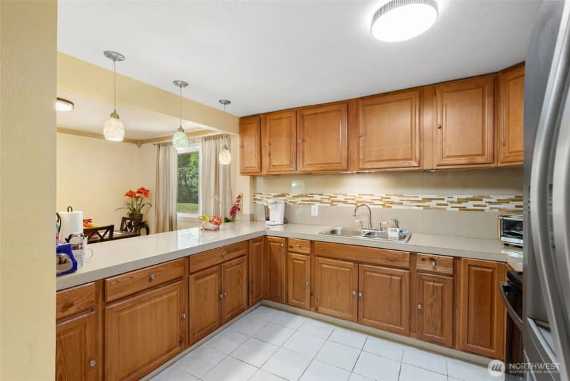 Property photo for 30621 8th Place S, Federal Way photo 14