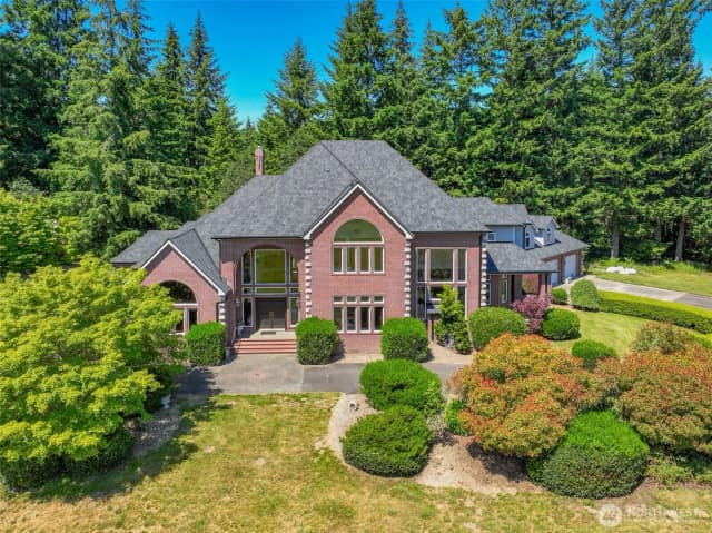 Property photo for 12540 123rd Avenue Se, Rainier