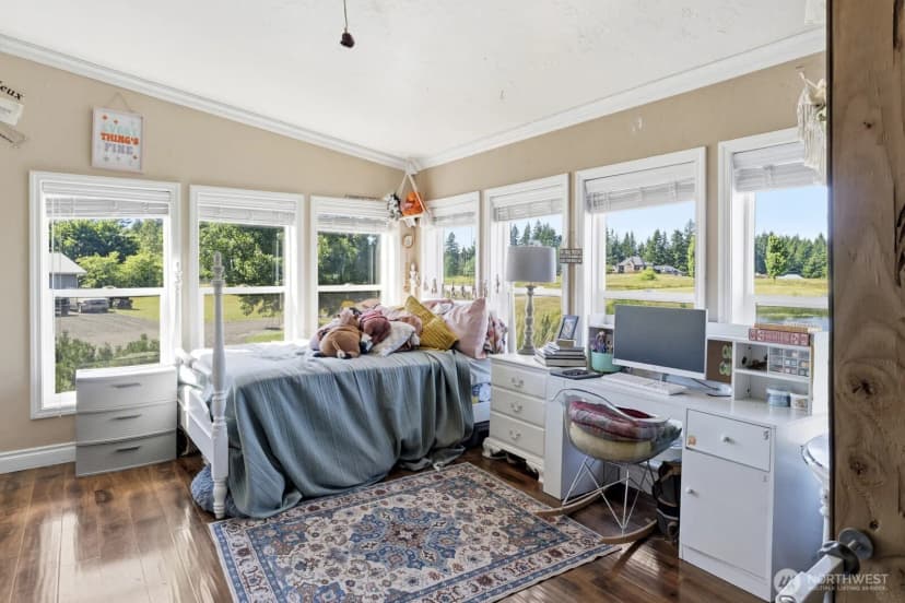 Property photo for 12540 123rd Avenue Se, Rainier photo 37