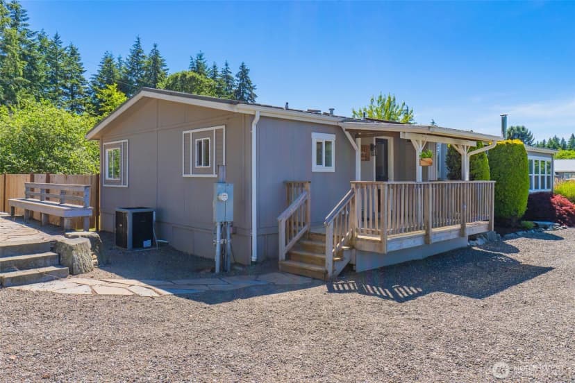 Property photo for 12540 123rd Avenue Se, Rainier photo 27