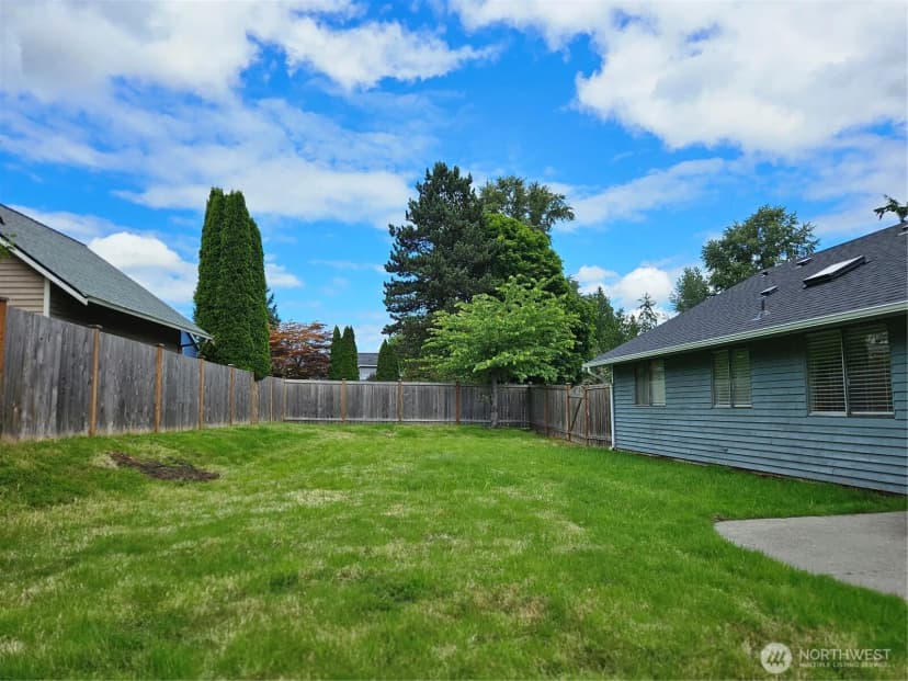 Property photo for 16706 6th Avenue Se, Bothell photo 29