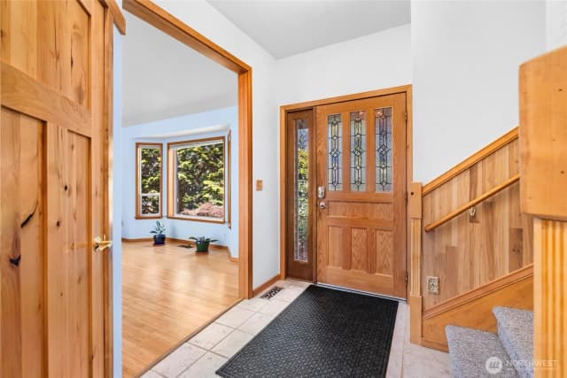 Property photo for 801 N Waugh Road, Mount Vernon photo 4