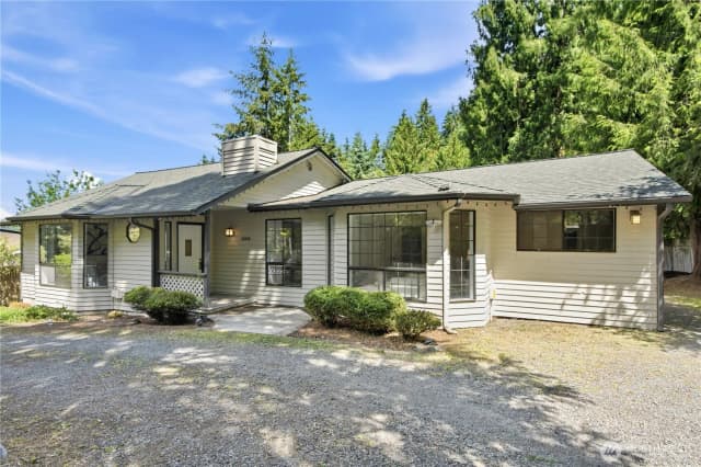 Property photo for 19926 Ne Union Hill Rd, Redmond photo 2