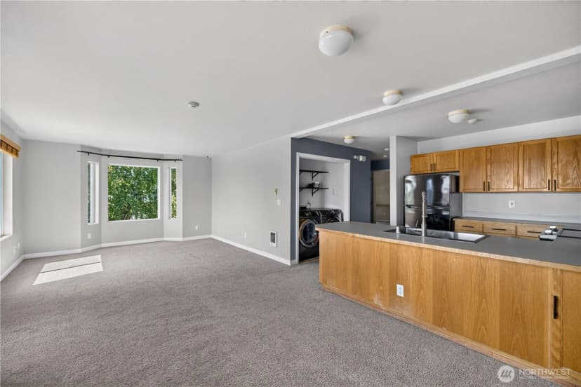 Property photo for 320 Se Barrington Drive #a201, Oak Harbor photo 9