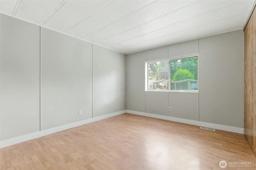Property photo for 601 166th Street Ct E, Spanaway photo 20