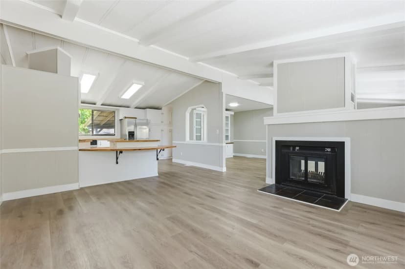 Property photo for 601 166th Street Ct E, Spanaway photo 12