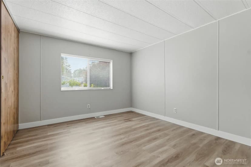 Property photo for 601 166th Street Ct E, Spanaway photo 22