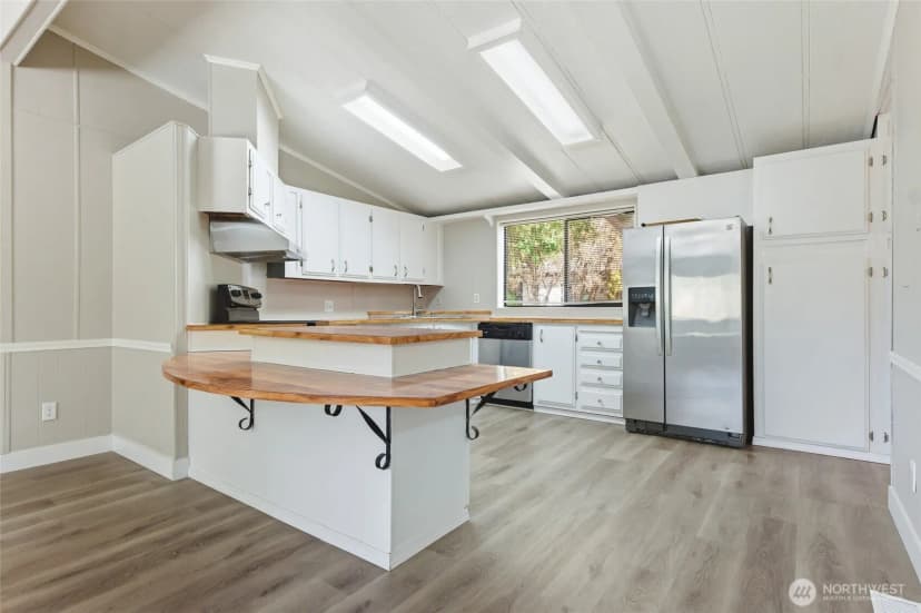 Property photo for 601 166th Street Ct E, Spanaway photo 13
