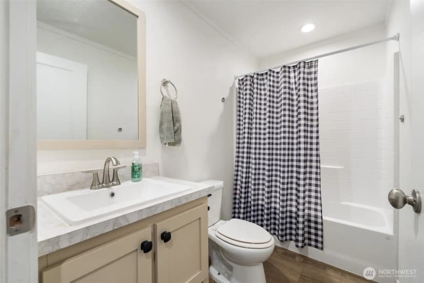 Property photo for 19613 25th Street Ct Sw, Lakebay photo 13