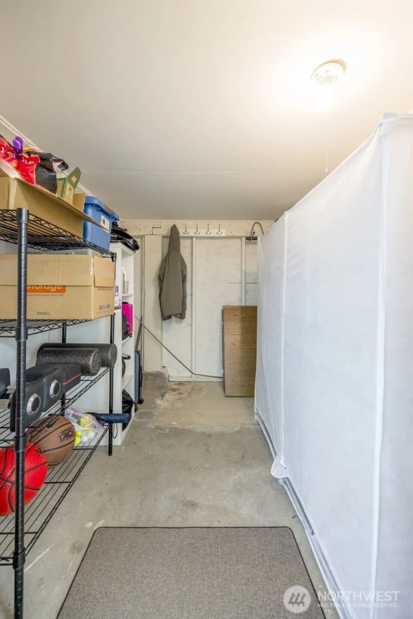 Property photo for 4420 Dayton Avenue N #2, Seattle photo 13
